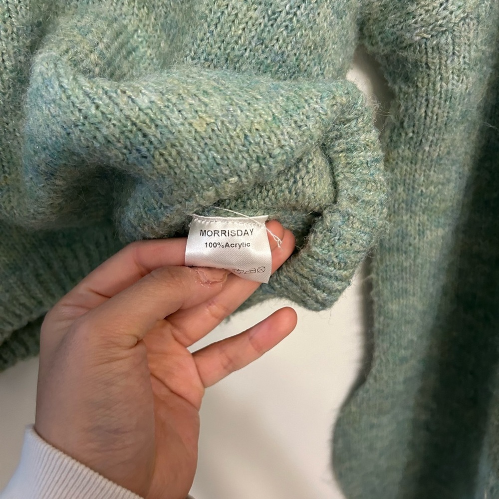 Morrisday 100% Acrylic Green Cropped Sweater - Picture 6 of 8